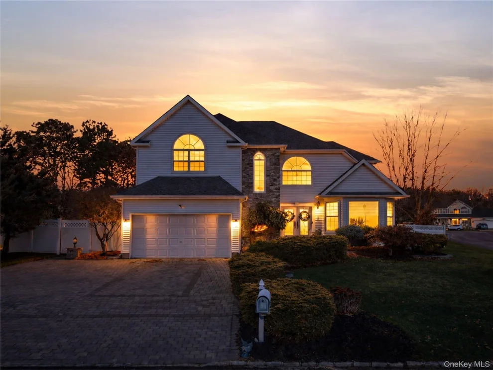 Unit for sale at 2 Mayflower Lane, Brookhaven, NY 11742