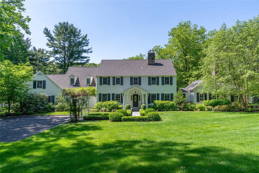 Unit for sale at 1850 Muttontown Road, Oyster Bay, NY 11791