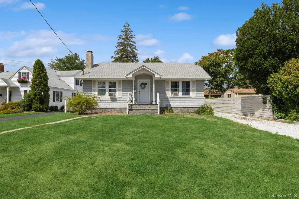 Unit for sale at 618 Corwin Street, Riverhead, NY 11901