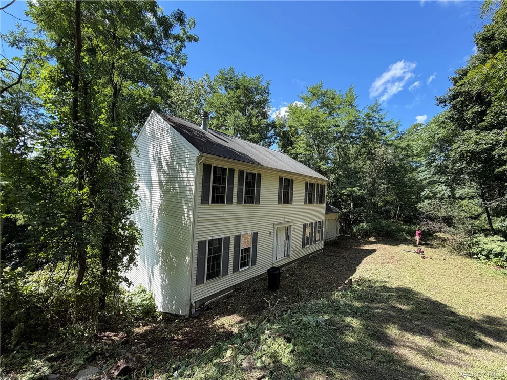 Unit for sale at 33 Wayne Way, Greenburgh, NY 10607