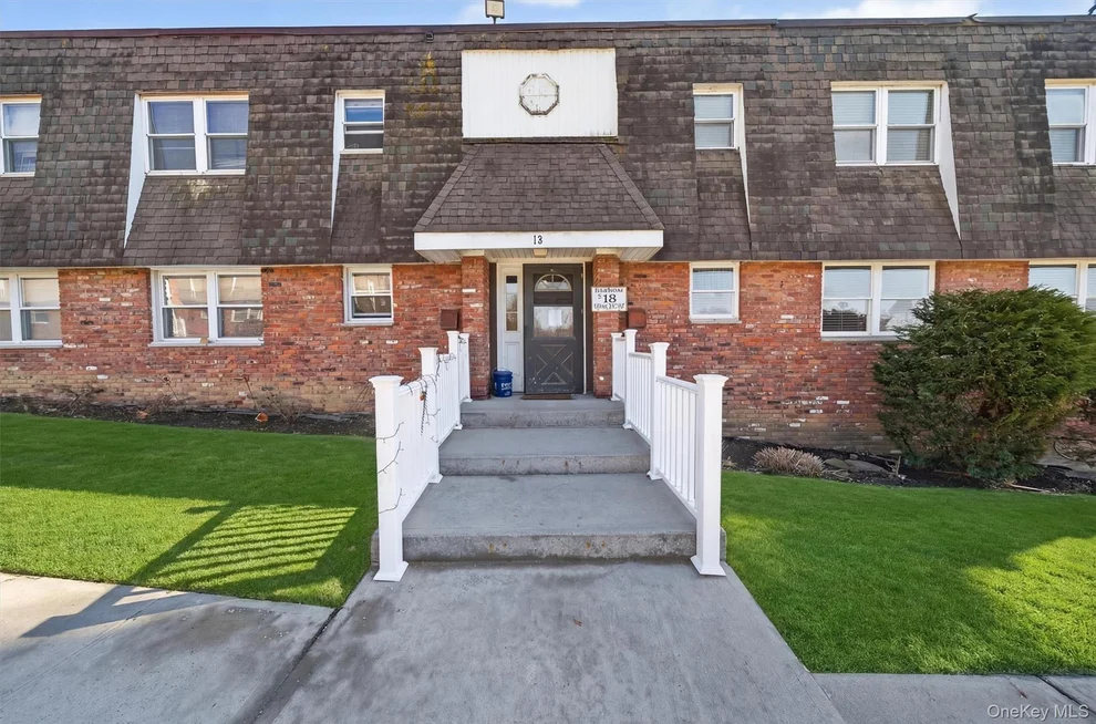 Unit for sale at 18 Crescent Drive, Haverstraw, NY 10984