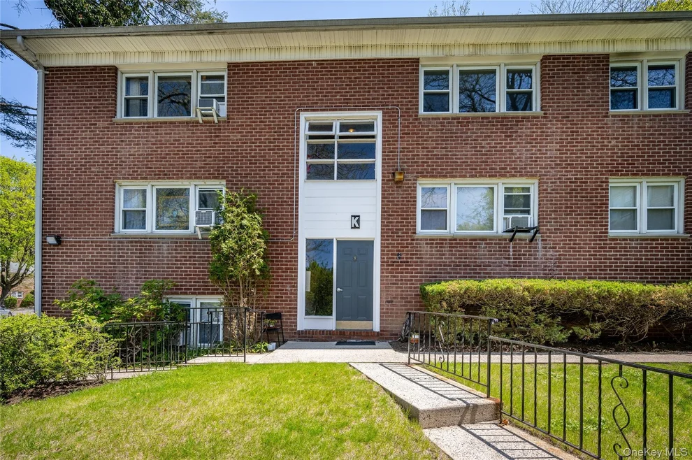 Unit for sale at 140 N Broadway, Greenburgh, NY 10533
