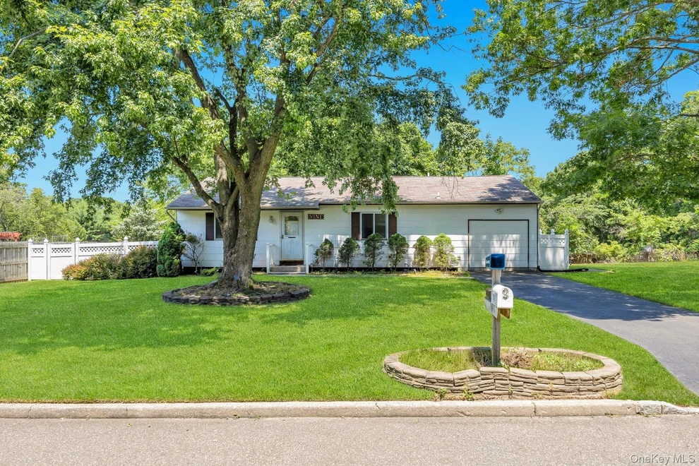Unit for sale at 9 Daniel Court, Brookhaven, NY 11779