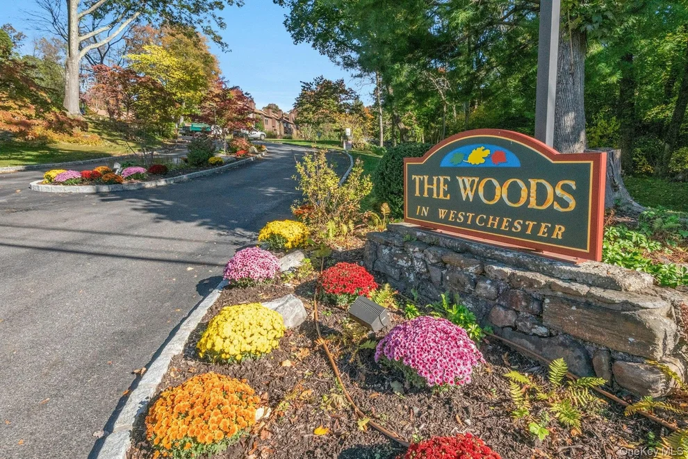 Unit for sale at 112 Woods Brooke Circle, Ossining, NY 10562
