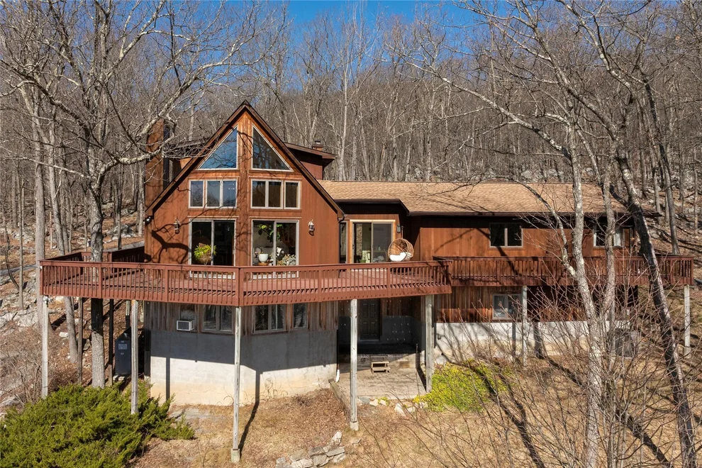 Unit for sale at 20 Budney, Philipstown, NY 10516
