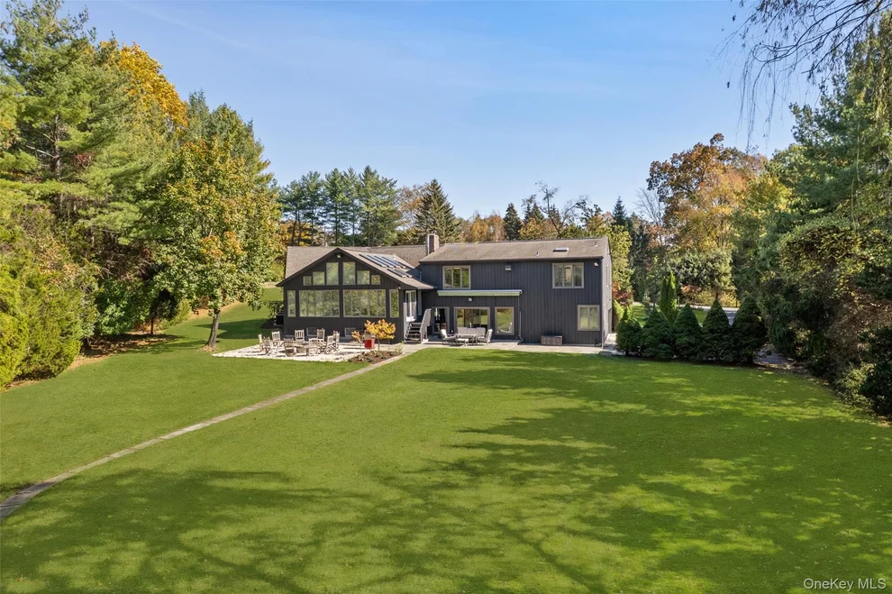 Unit for sale at 40 Brae Burn Drive, Harrison, NY 10577
