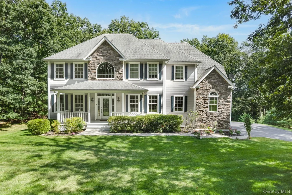 Unit for sale at 127 Shagbark Lane, East Fishkill, NY 12533