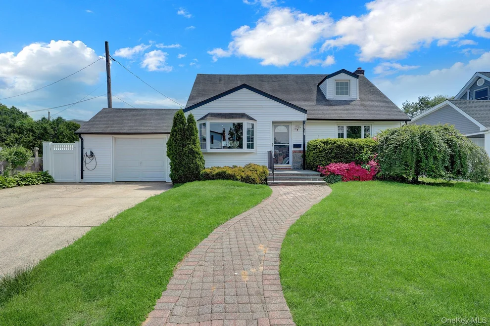 Unit for sale at 2718 Rowehl Drive, Hempstead, NY 11554