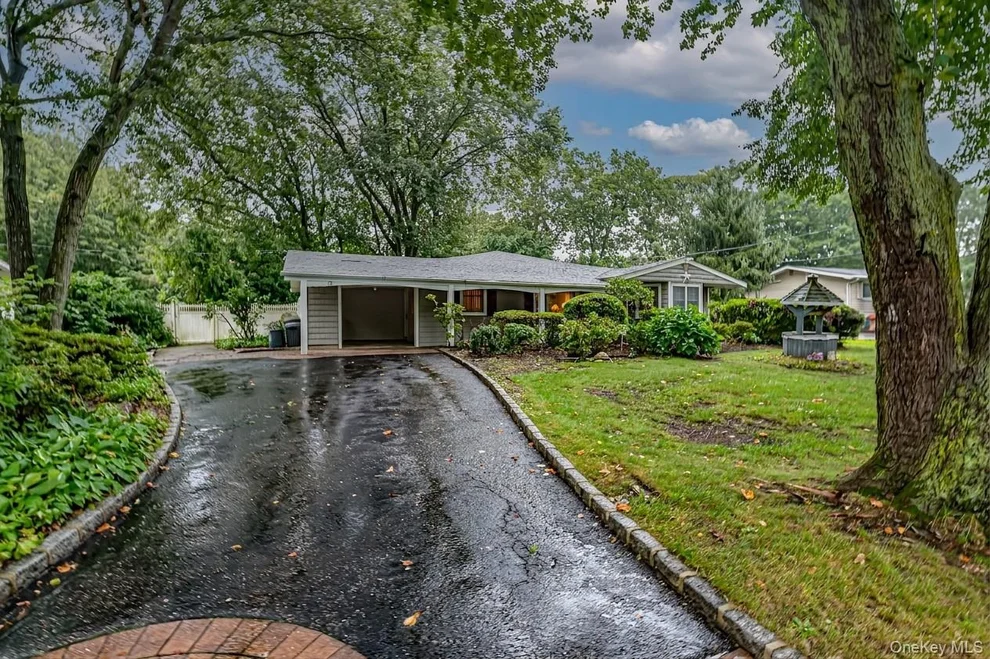 Unit for sale at 15 Longhorn Lane, Brookhaven, NY 11733