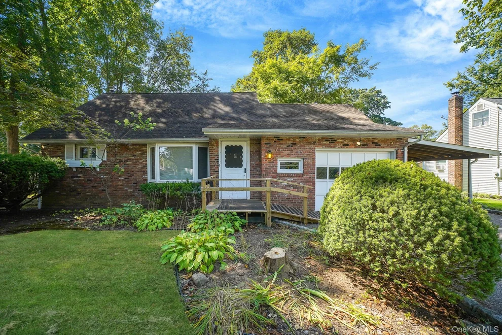 Unit for sale at 25 Hazard Avenue, Huntington, NY 11746