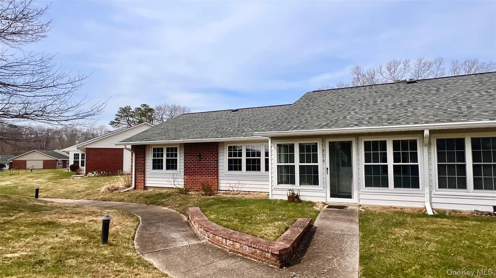 Unit for sale at 72 Enfield Court, Brookhaven, NY 11961