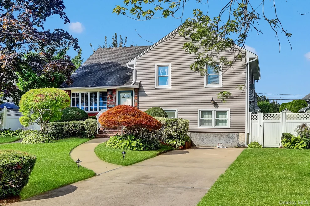 Unit for sale at 948 Simon Place, Hempstead, NY 11793