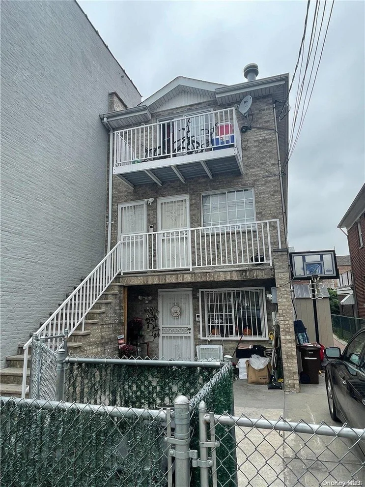 Unit for sale at 1467 Arnow Avenue, New York, NY 10469
