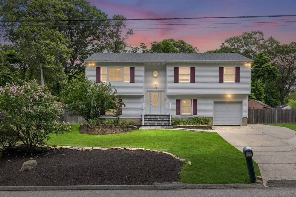 Unit for sale at 91 Woodhull Landing Road, Brookhaven, NY 11789
