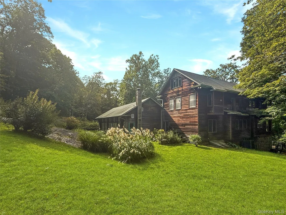 Unit for sale at 50 Beckwith Lane, Philipstown, NY 10524