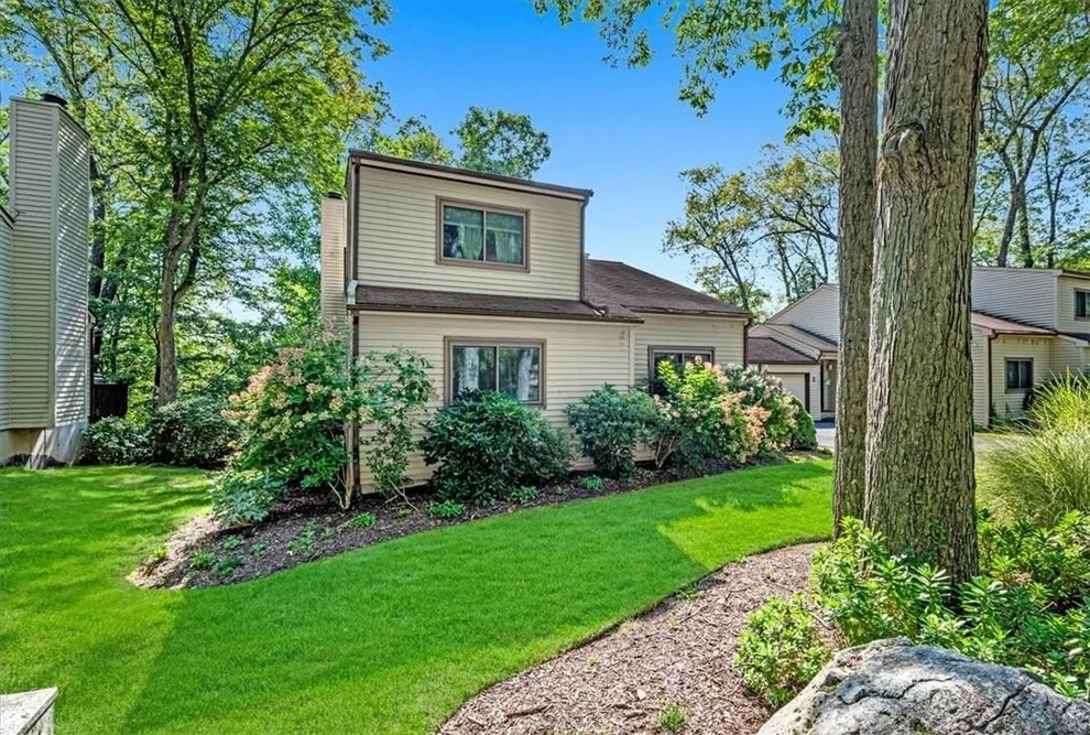 Unit for sale at 4 Linden Drive, Woodbury, NY 10930