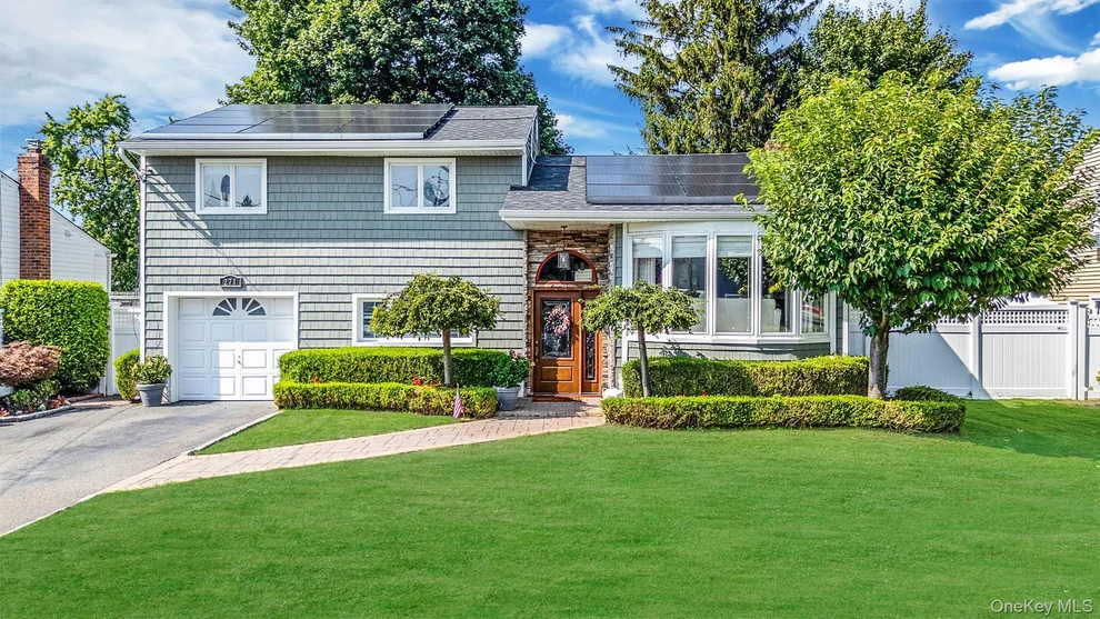 Unit for sale at 271 N. Kentucky Avenue, Oyster Bay, NY 11758