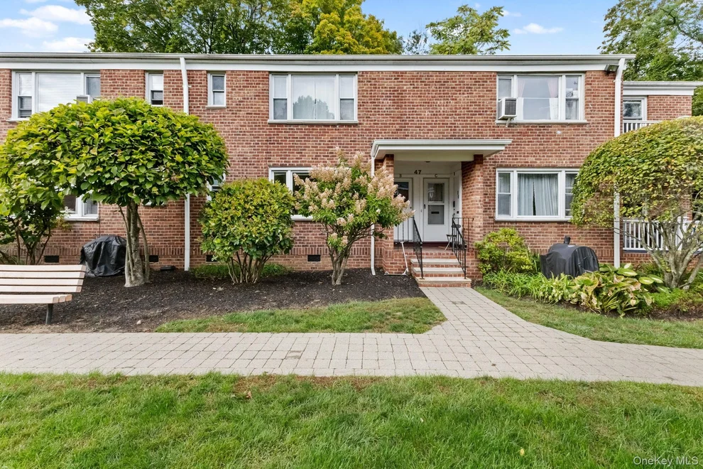 Unit for sale at 47 Carpenter Avenue, Mount Kisco, NY 10549