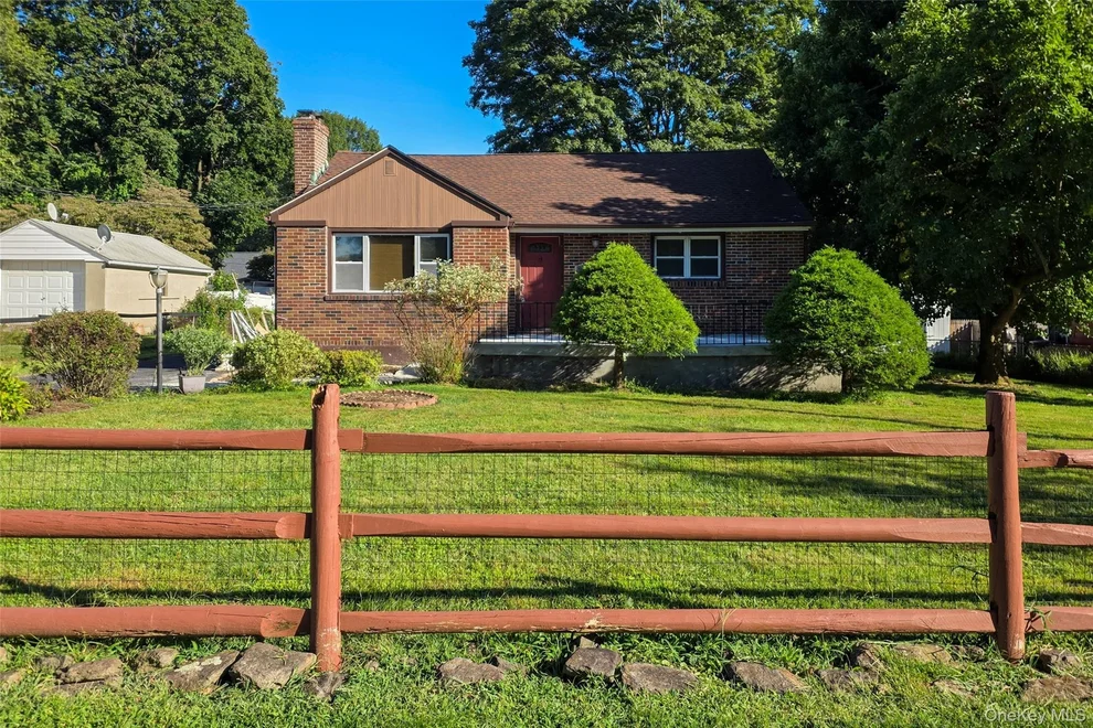 Unit for sale at 62 Montrose Point Road, Cortlandt, NY 10548