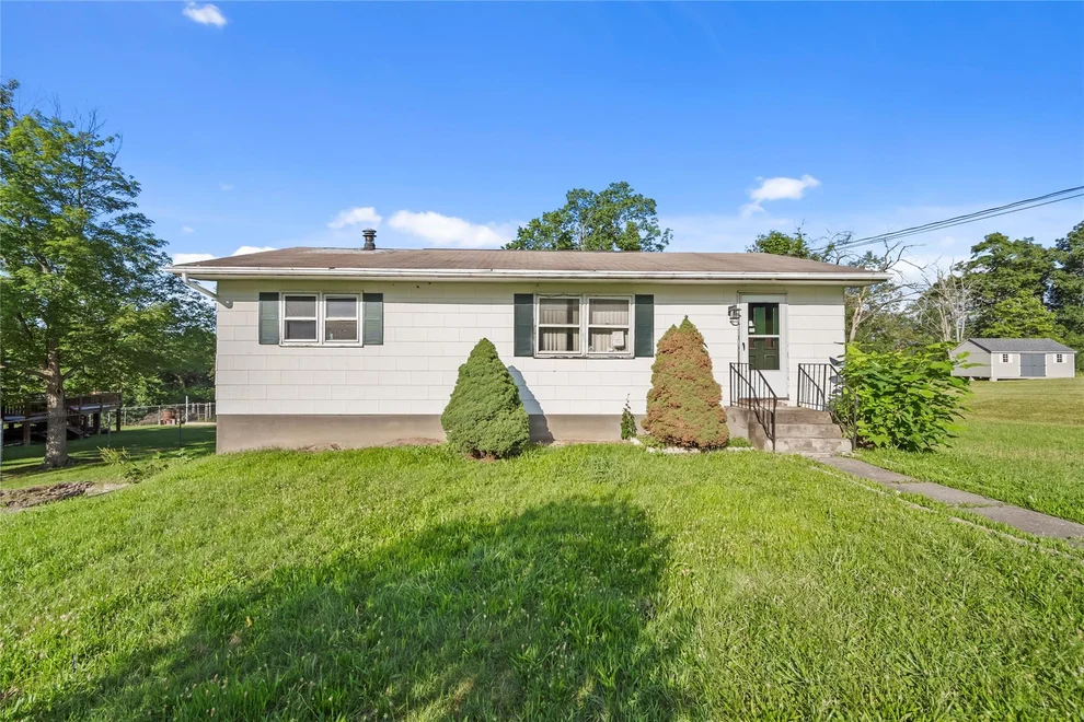 Unit for sale at 512 Riley Road, New Windsor, NY 12553