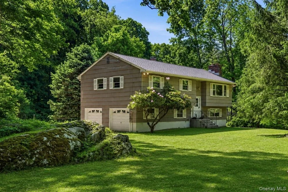 Unit for sale at 17 Yerkes Road, North Salem, NY 10560