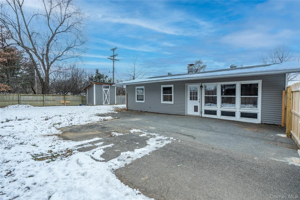Unit for sale at 1 Briarwood Crescent, Newburgh (Town), NY 12550