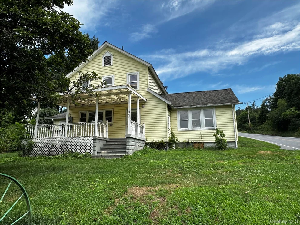 Unit for sale at 245-249 Lattintown Road, Marlboro, NY 12542