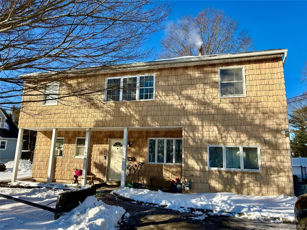 Unit for sale at 1644 N Gardiner Drive, Islip, NY 11706