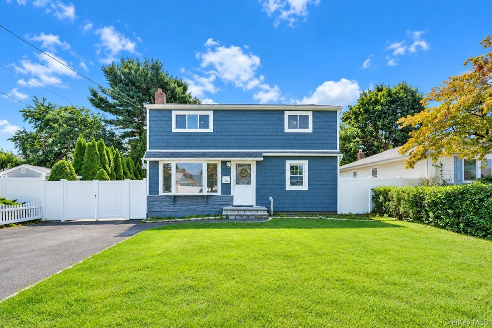Unit for sale at 26 Michel Avenue, Oyster Bay, NY 11735