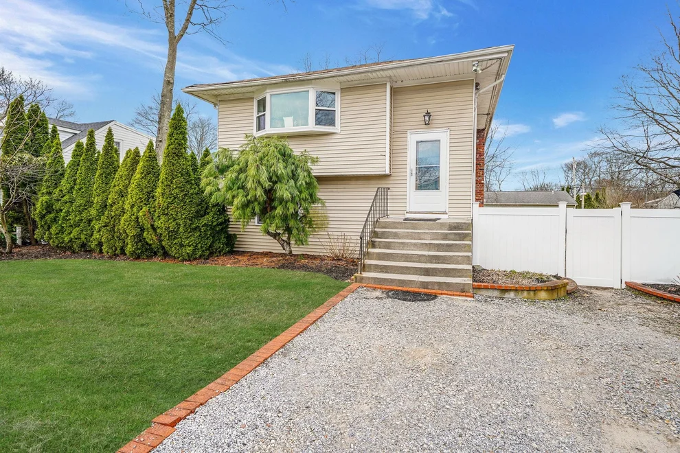 Unit for sale at 272 Floyd Road, Brookhaven, NY 11967
