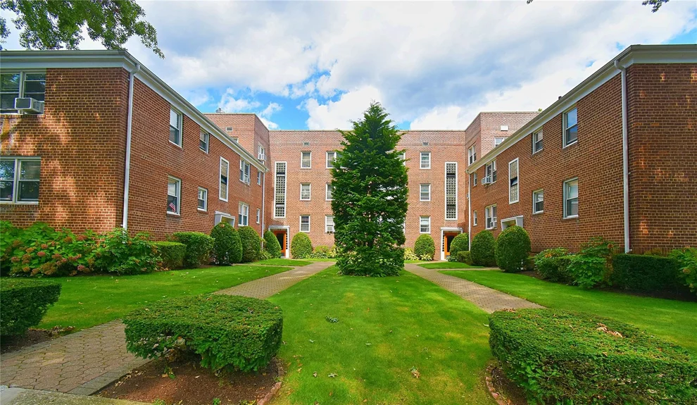 Unit for sale at 33 E Grand Street, Mount Vernon, NY 10552