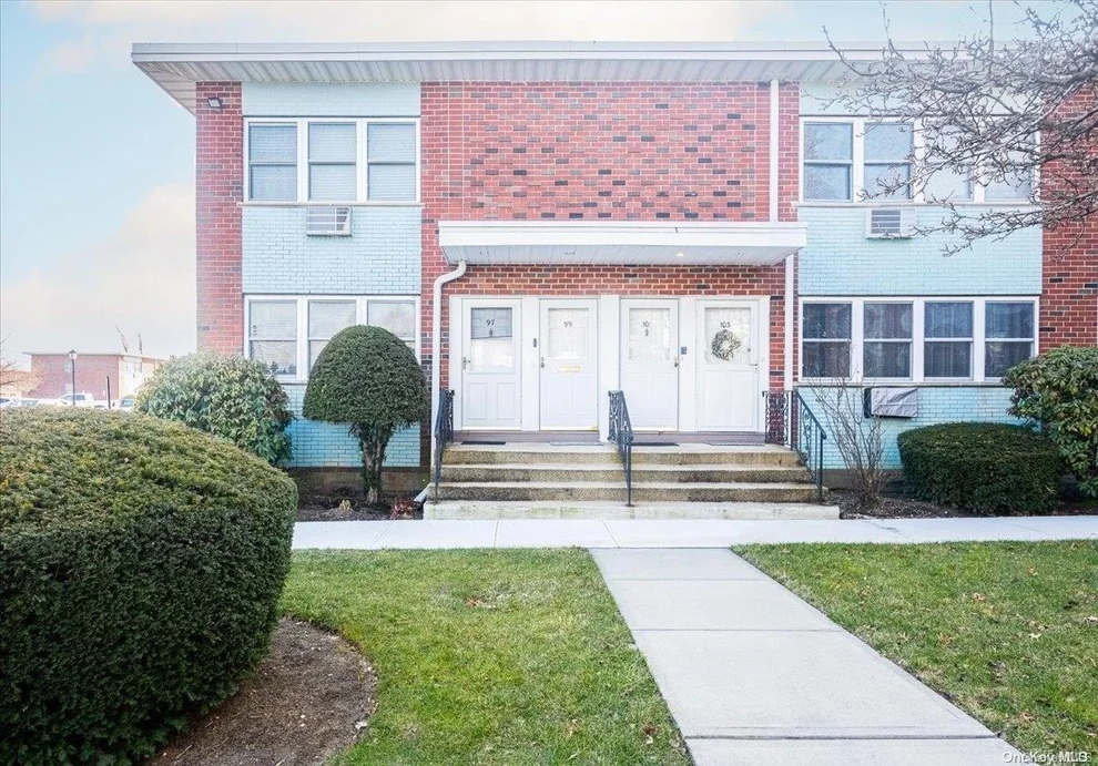Unit for sale at 97 Farber Drive, Babylon, NY 11704