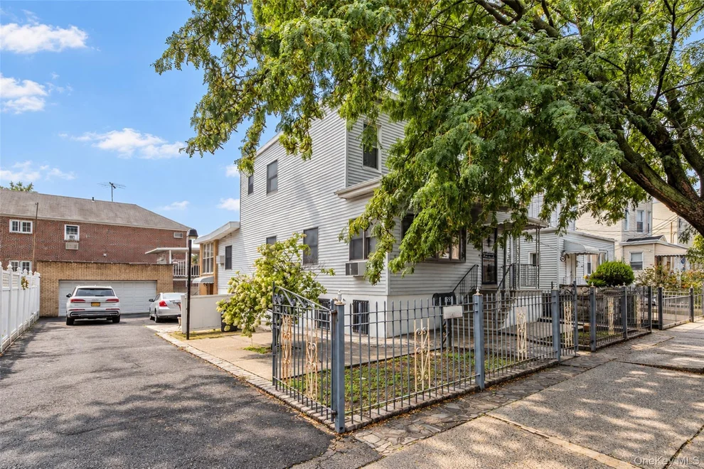 Unit for sale at 1559 Hollywood Avenue, New York, NY 10461