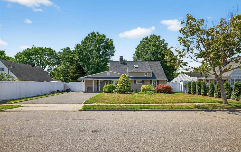 Unit for sale at 52 April Lane, Oyster Bay, NY 11801