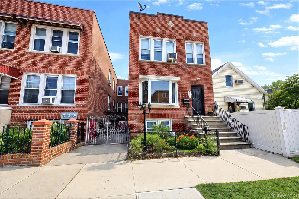 Unit for sale at 1402 Thieriot Avenue, New York, NY 10460