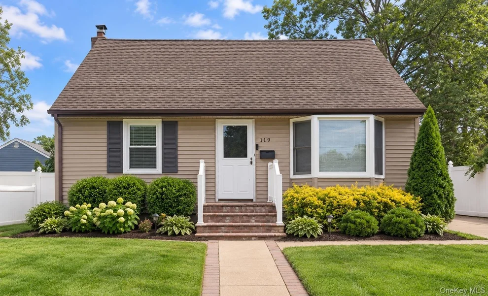 Unit for sale at 119 Doris Avenue, Hempstead, NY 11710