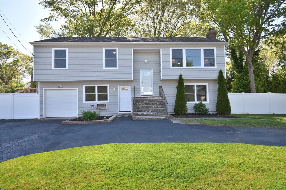 Unit for sale at 90 Dorchester Road, Brookhaven, NY 11779