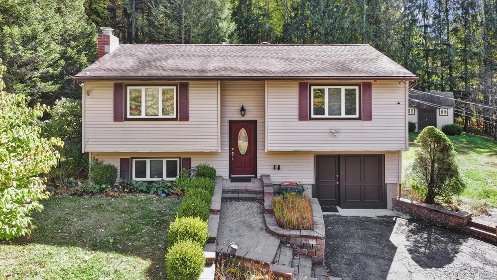Unit for sale at 135 Barrett Hill Road, Kent, NY 10512