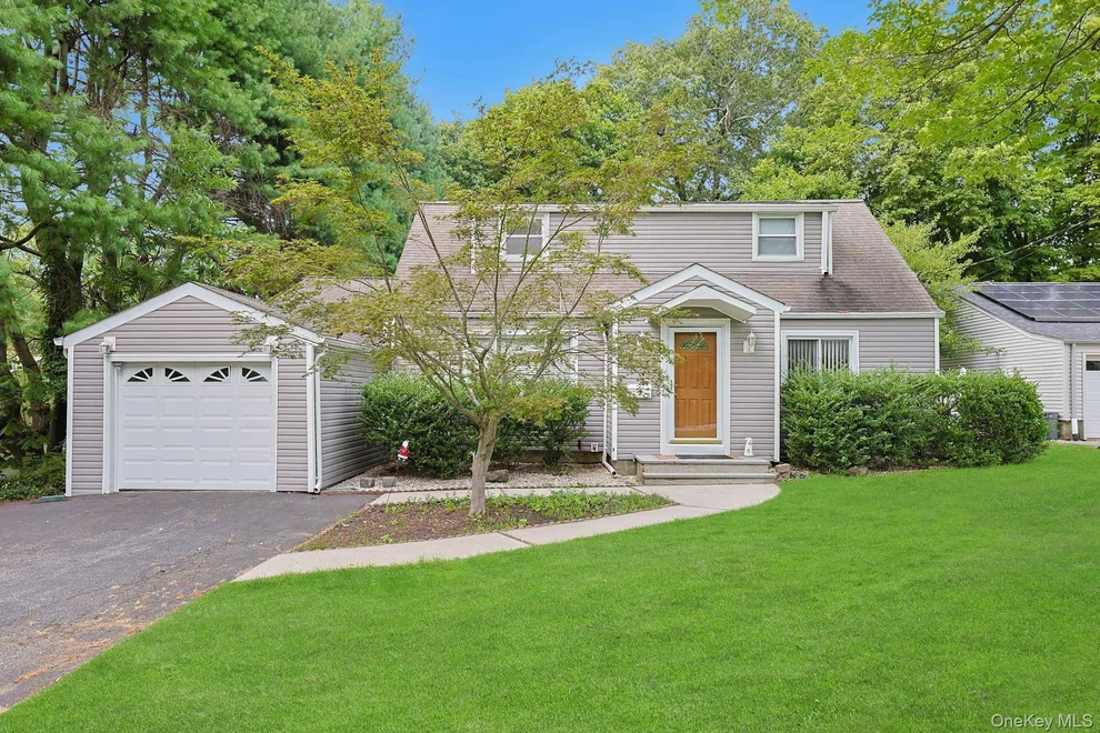Unit for sale at 7 Birchbrook Road, Ossining, NY 10562