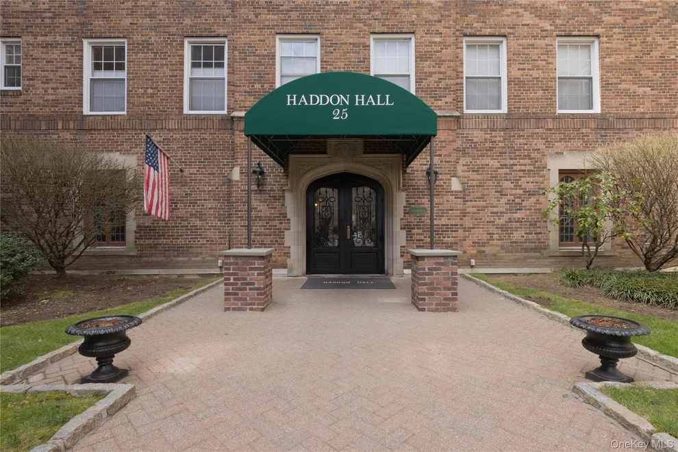 Unit for sale at 25 Parkview Avenue, Yonkers, NY 10708