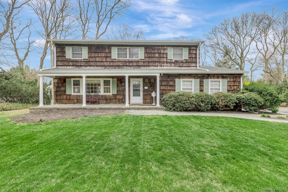 Unit for sale at 27 Richie Court N, Smithtown, NY 11780
