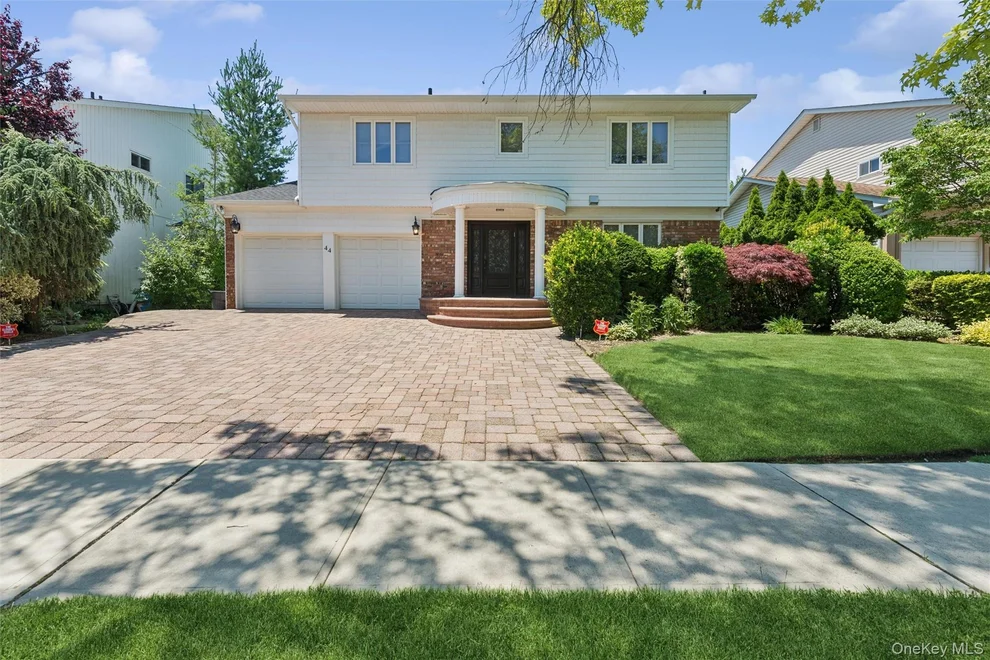 Unit for sale at 44 Gale Drive, Hempstead, NY 11581