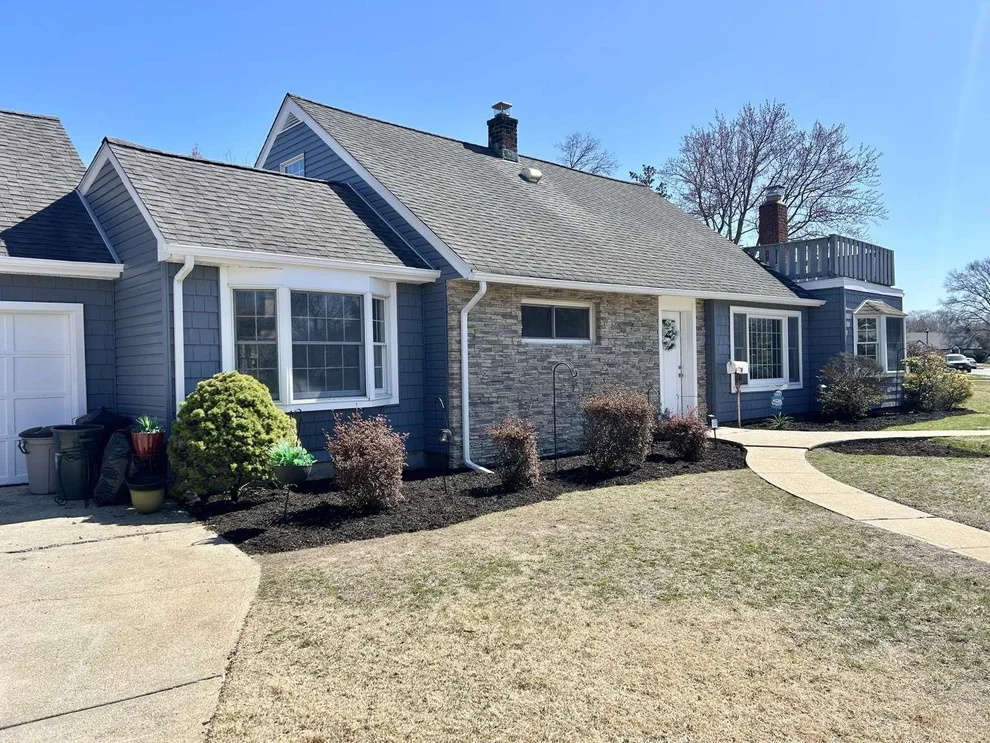 Unit for sale at 1686 Sycamore Avenue, Hempstead, NY 11566