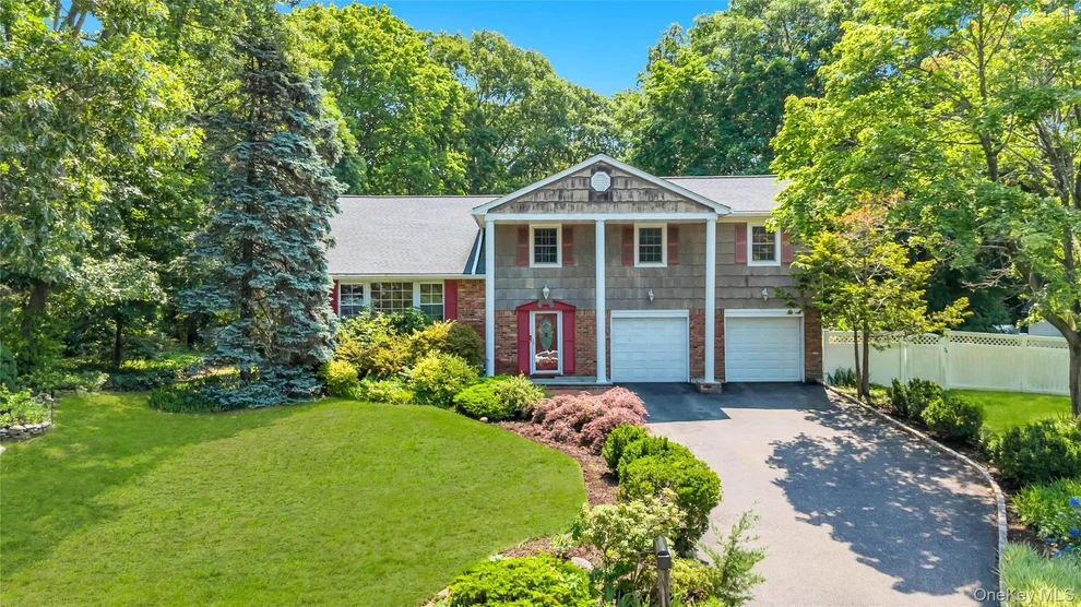 Unit for sale at 3 Spruce Circle, Brookhaven, NY 11738
