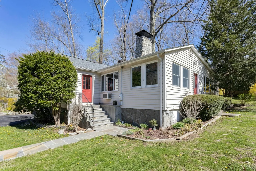 Unit for sale at 32 Dunderberg Road, Putnam Valley, NY 10579