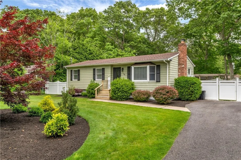 Unit for sale at 46 Sunny Line Drive, Riverhead, NY 11933