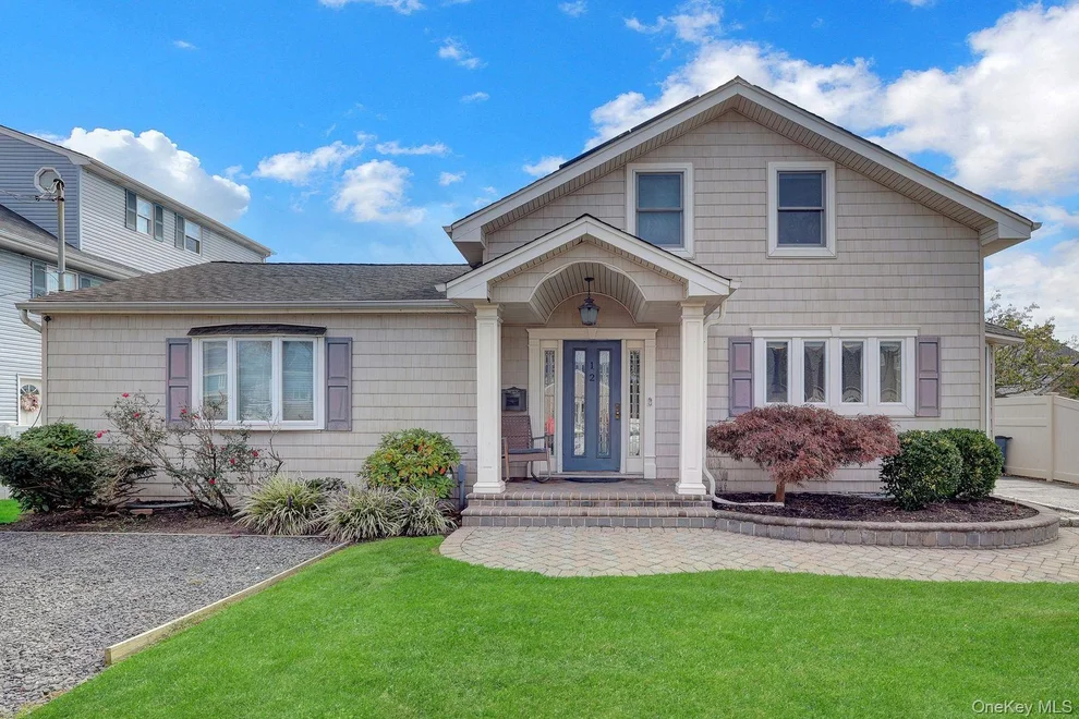 Unit for sale at 12 New Point Place, Babylon, NY 11701