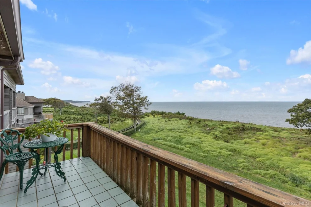 Unit for sale at 318 Fox Hill Drive, Riverhead, NY 11933