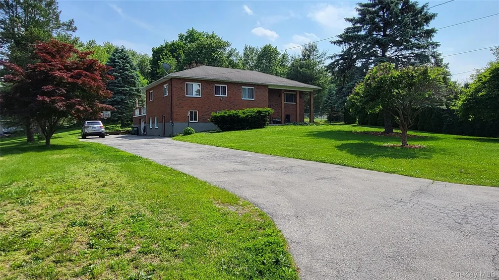 Unit for sale at 23 McLaughlin Drive, Marlboro, NY 12542