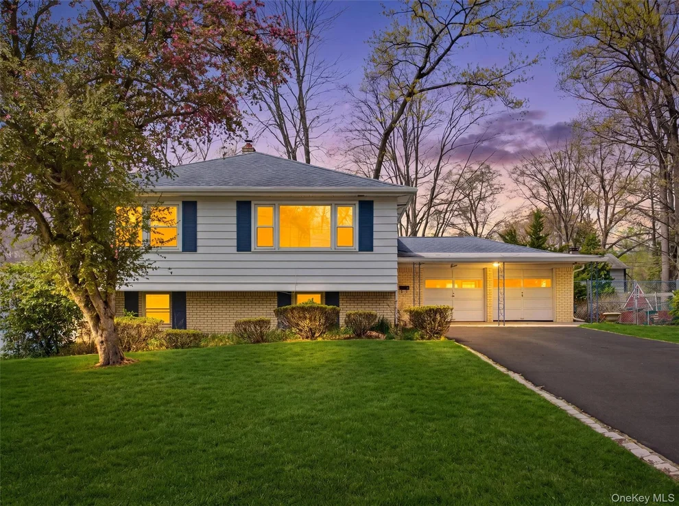 Unit for sale at 11 Willow Drive, Ramapo, NY 10901